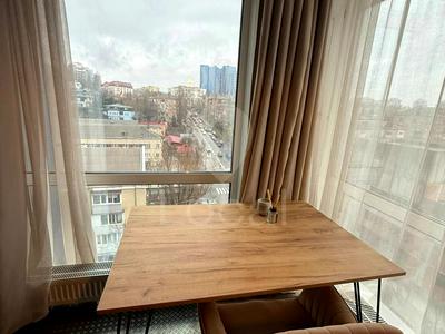 квартира за адресою Джона Маккейна вул. (Івана Кудрі), 7