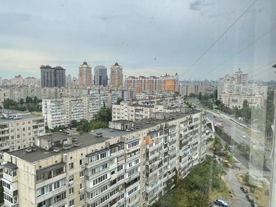 квартира за адресою Зої Гайдай вул., 12/10