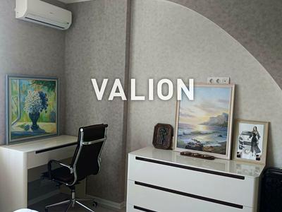 квартира за адресою Миколи Амосова вул., 4