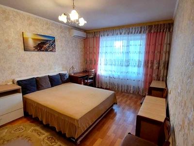 квартира по адресу Ревуцкого ул., 19