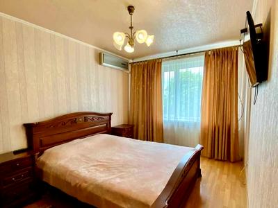 квартира за адресою Тарасівська вул., 20