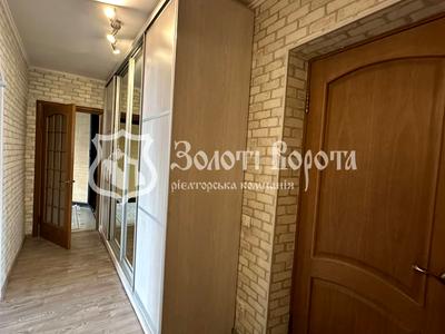 квартира за адресою Хорольська вул., 10