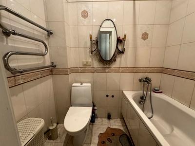 квартира по адресу Добролюбова ул., 5