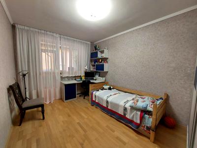 квартира за адресою Мальовнича вул. (Скворцова), 4а