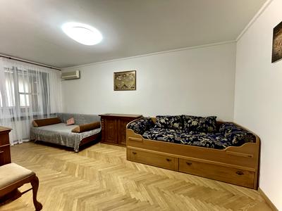 квартира за адресою Академіка Возіанова вул. (Академіка Карпинського), 10