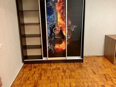 квартира за адресою Ревуцького вул., 13