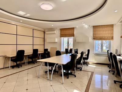 квартира за адресою Трьохсвятительська вул., 13