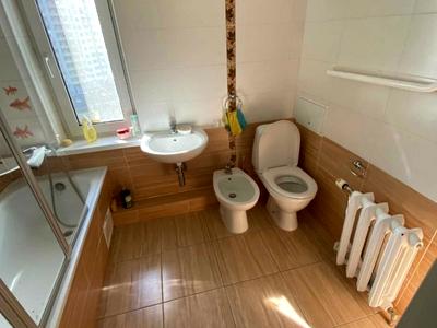 квартира за адресою Драгоманова вул., 1-Б