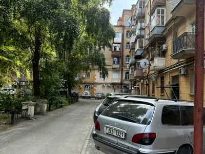 квартира по адресу Дмитрия Яворницкого просп. (Карла Маркса), 90