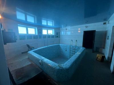 коммерческая по адресу Леся Курбаса ул., 7
