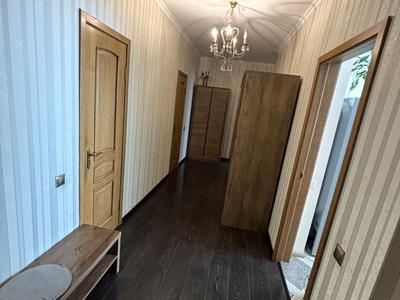 квартира за адресою Київ, Анни Ахматової вул., 32/18