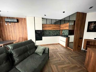 квартира по адресу Семьи Барвинских ул., 3