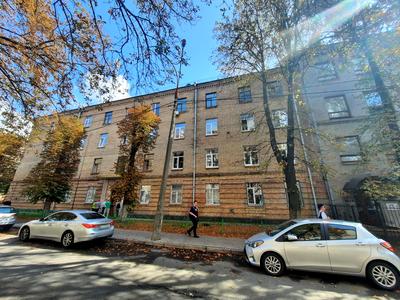 коммерческая по адресу Дмитра Дорошенка ул. (Чигоріна), 12