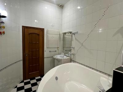 квартира за адресою Київ, Антоновича вул. (Горького), 9