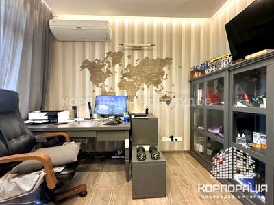 квартира за адресою Олександра Хіри вул., 5