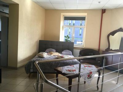 коммерческая по адресу Героев УПА ул., 76
