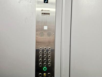 квартира за адресою Квітневий пров., 8