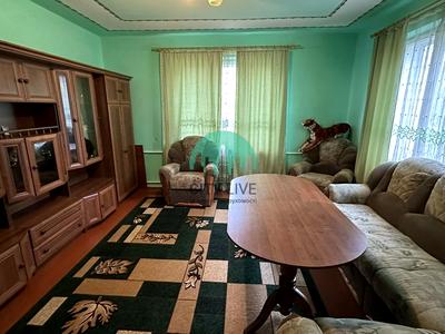 будинок за адресою с. Старі Кути, Банська, 2