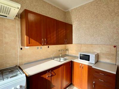 квартира по адресу Голосеевский просп. (40-летия Октября), 74