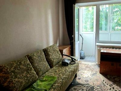 квартира за адресою Салютна вул., 25