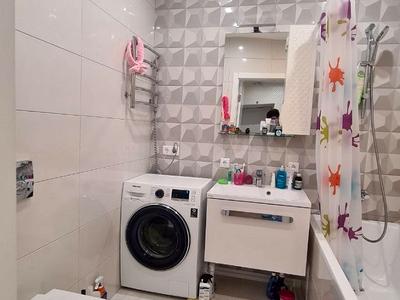 квартира за адресою Патріарха Мстислава Скрипника вул., 48-А