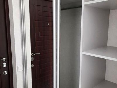 комерційна за адресою Жилянська вул., 68