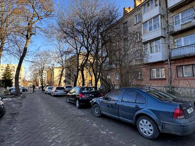 квартира за адресою Яремчука, 41