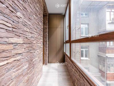 квартира по адресу Конституции пл., 20