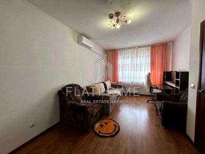 квартира за адресою Русовой 7, 7