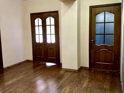 квартира за адресою Заліська вул., 5