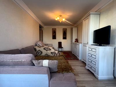 квартира за адресою Ярослава Гашека бульв., 8