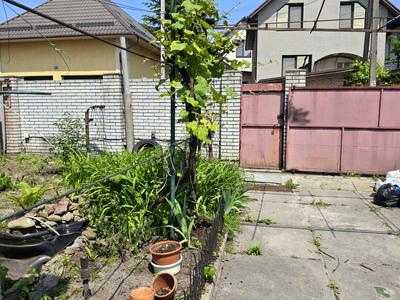 будинок за адресою Парникова вул., 9