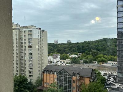 квартира за адресою Антоновича, 122