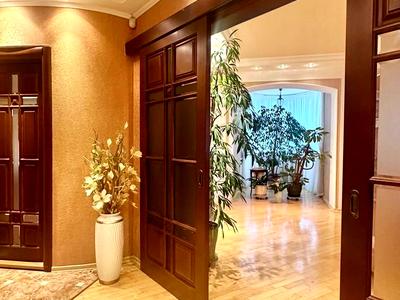 квартира за адресою Михайла Котельникова вул., 33