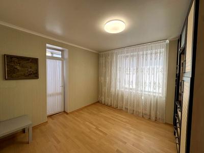 квартира за адресою Миколи Амосова вул., 4