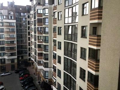 квартира за адресою Митрополита Шептицького вул., 14