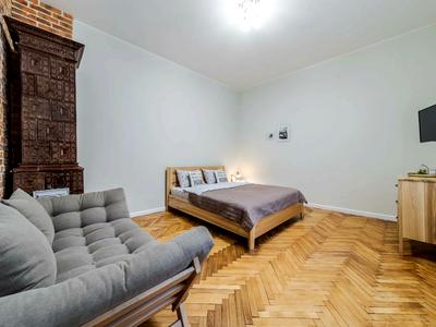квартира по адресу Святого Теодора пл., 5