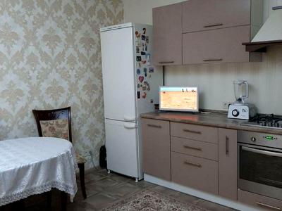 будинок за адресою Профспілкова вул., 12