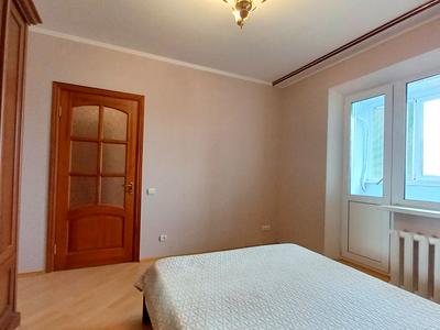 квартира за адресою Автозаводська вул., 63