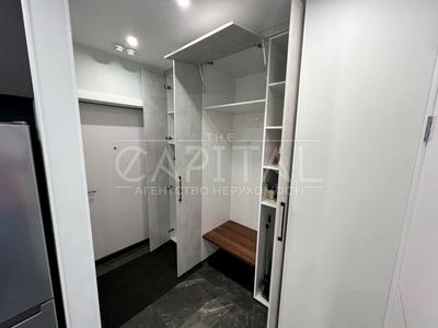 квартира за адресою Київ, Зарічна вул., 4
