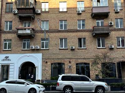 квартира за адресою Шота Руставелі вул., 10