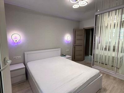 квартира за адресою Академіка Сахарова вул., 40/1