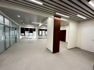 комерційна за адресою Олеся Гончара вул., 35