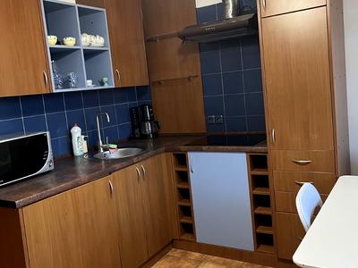 квартира за адресою Київ, Лариси Руденко вул., 21