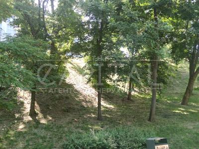 ділянка за адресою Київ, Андріївський узвіз, 34