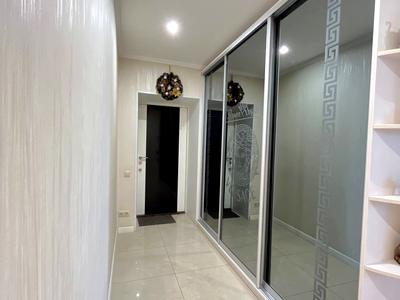 квартира за адресою Братів Горобців вул. (Дмитра Кедріна), 53-А