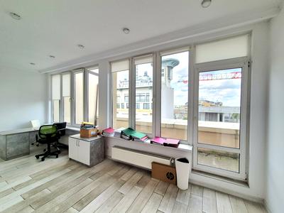 квартира по адресу Круглоуниверситетская ул., 3-5