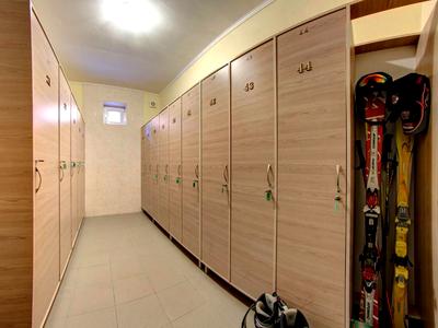 коммерческая по адресу прелуки, 1