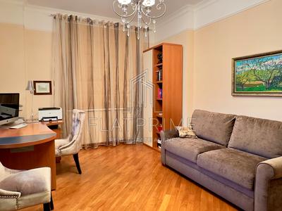 квартира за адресою Старонаводницька вул., 13-А