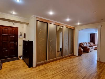 квартира за адресою Стадіонна вул., 6а